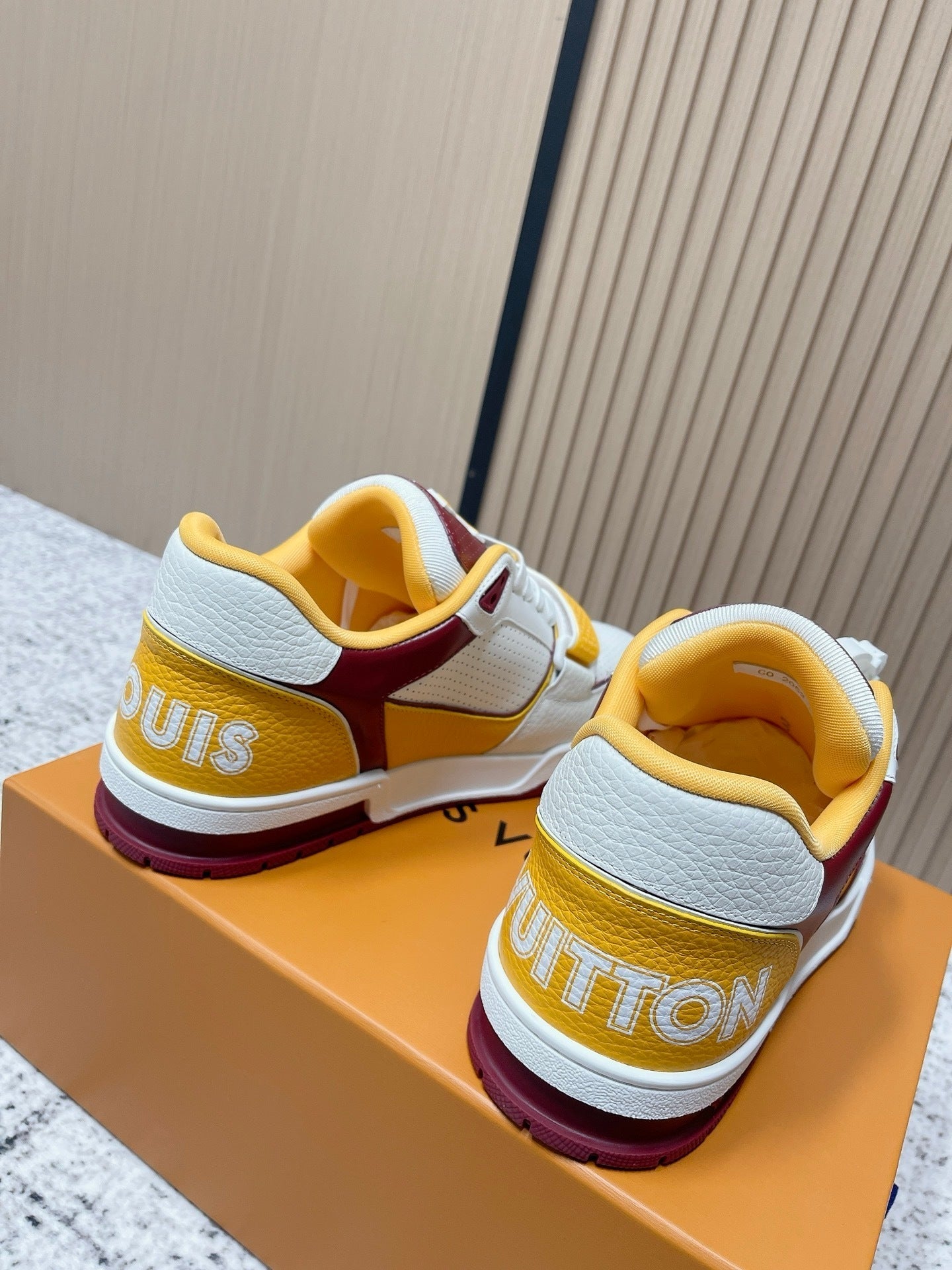 KU Sneakers trainers