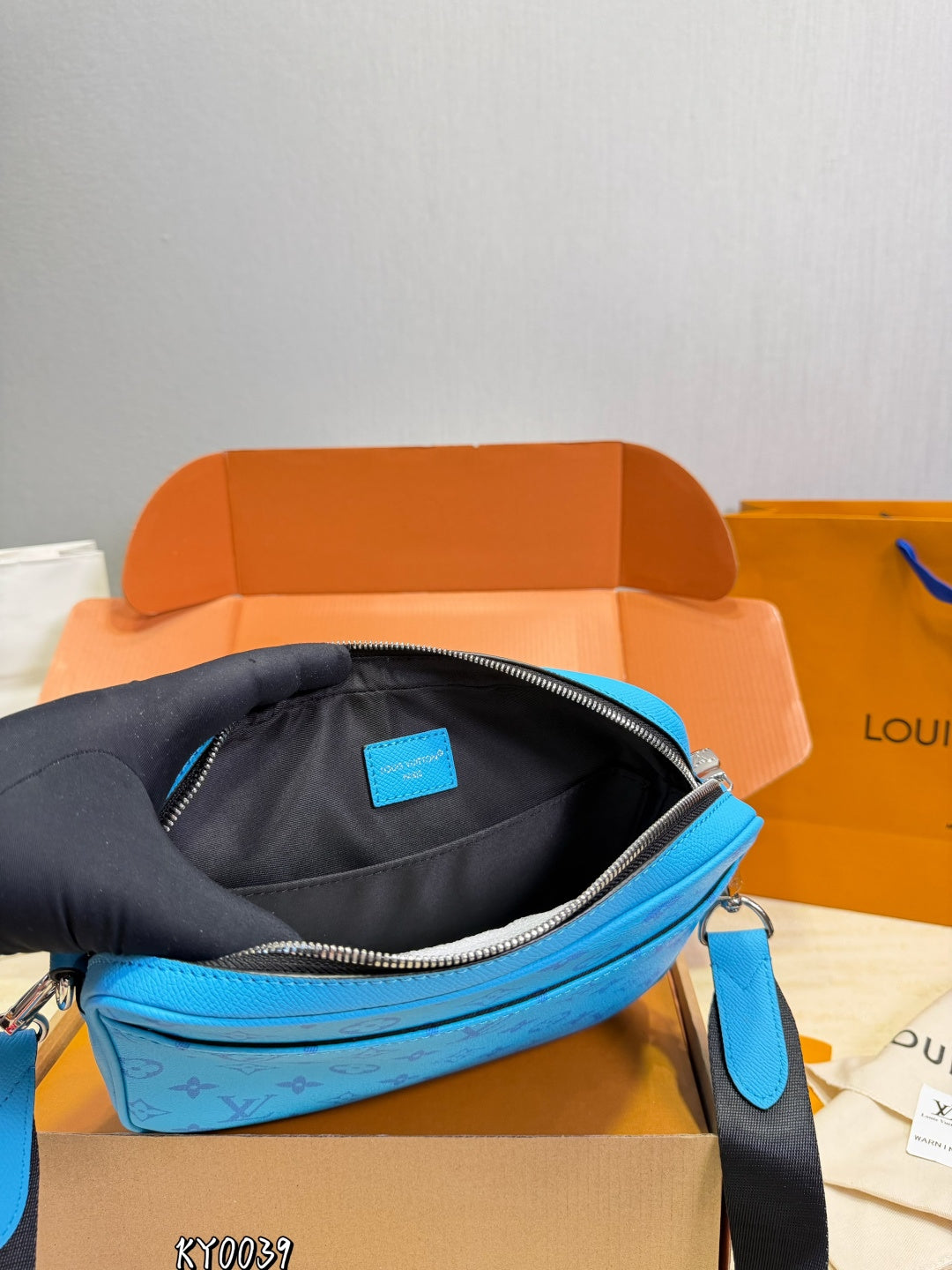 LU Trio messenger Bag 25 cm