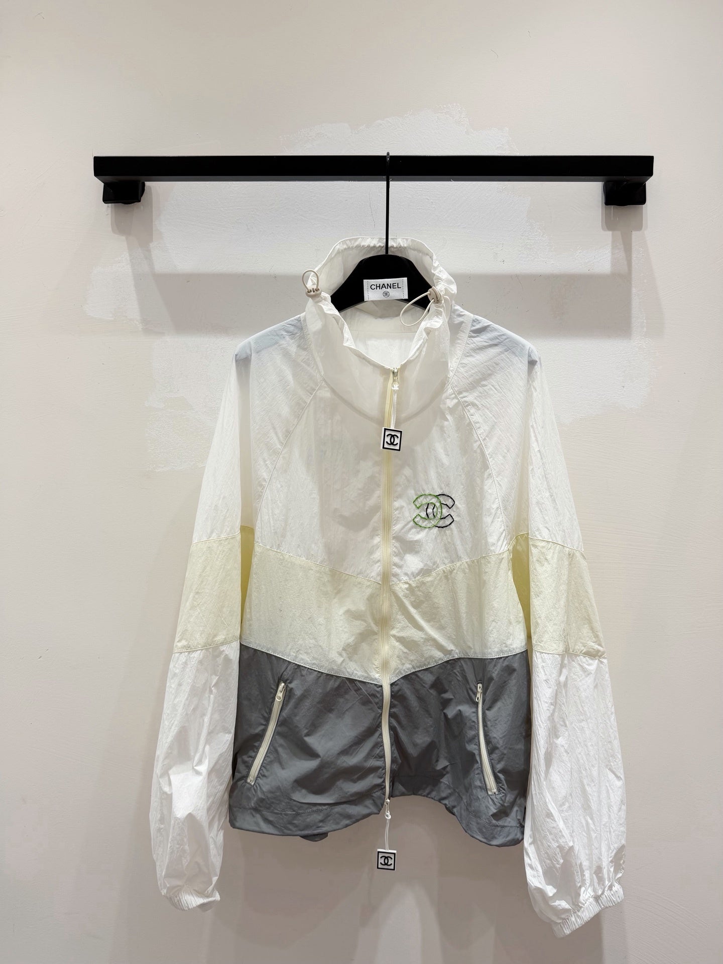 CHL Windbreak hoodie Jacket Woman