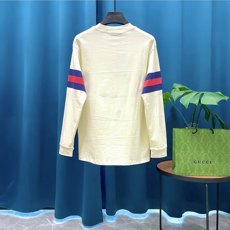 GU Sweatshirt 2 Color's
