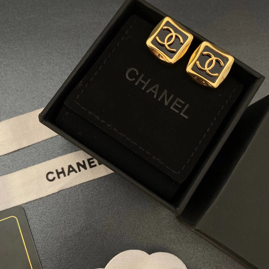 C H L Fashion earrings SALE-min order required