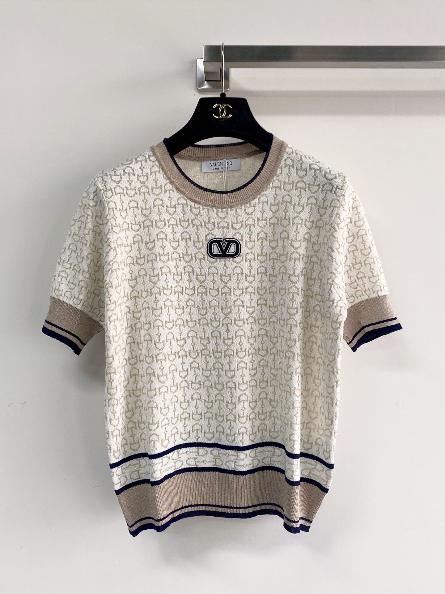 CV Woman Sweater GQ
