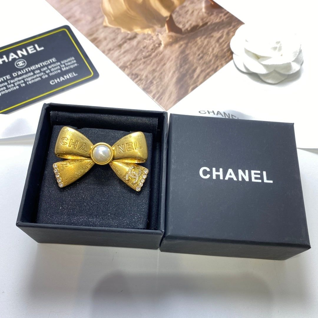 CHL Fashion Brooch