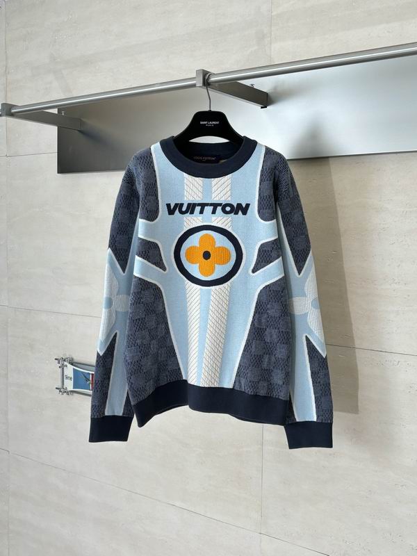 LU sweater Man