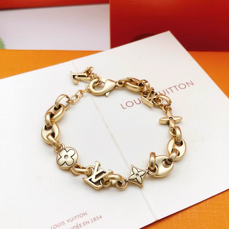 LU Fashion Bracelet