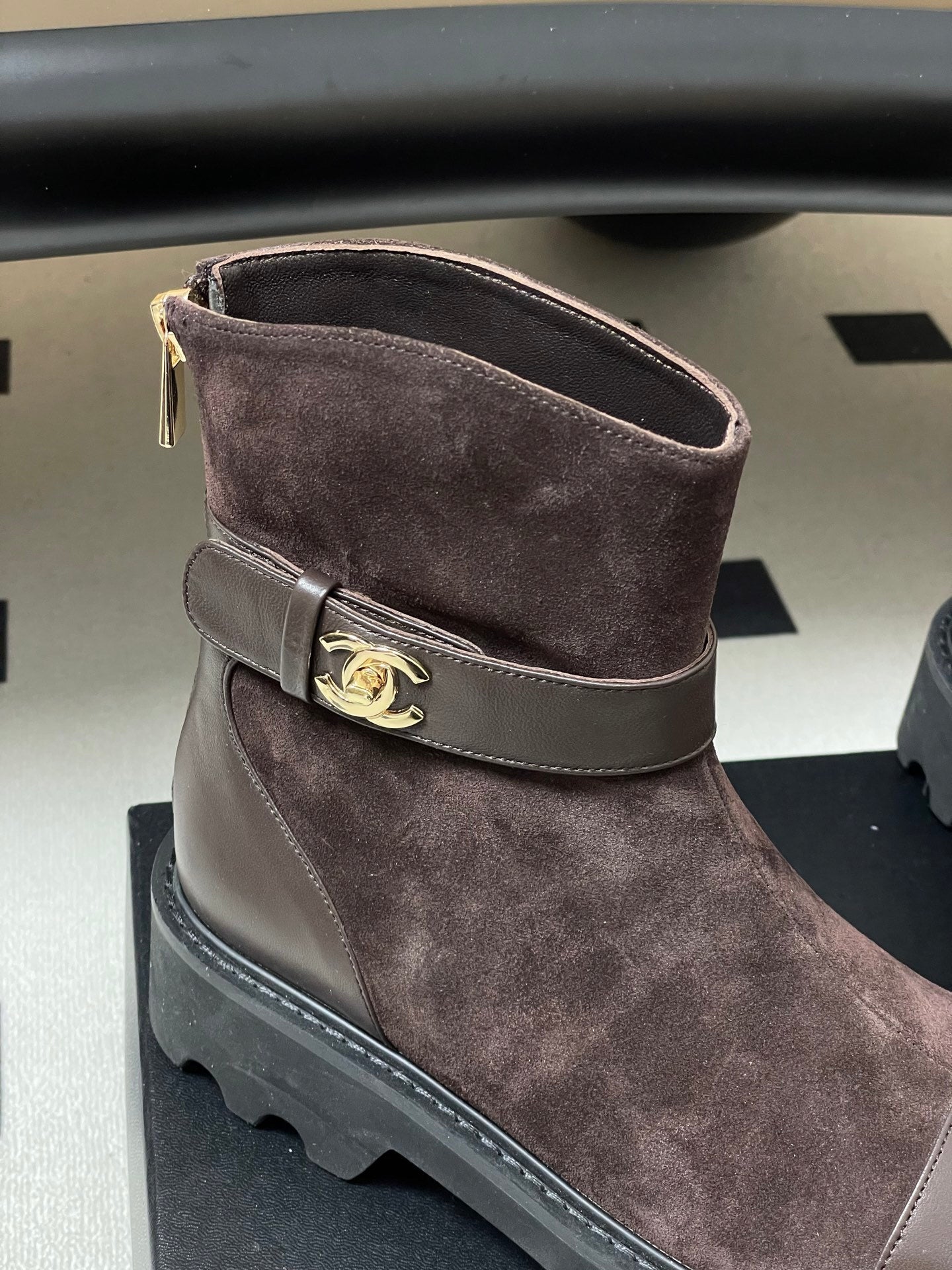 CHL Woman Boots 2 Color's