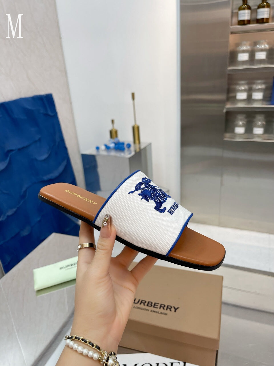BURBBER Slippers 7 Color's Woman 42