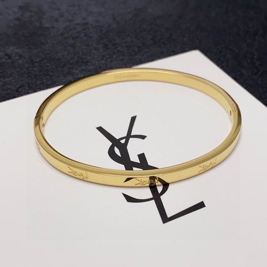 Y L Fashion Bracelet