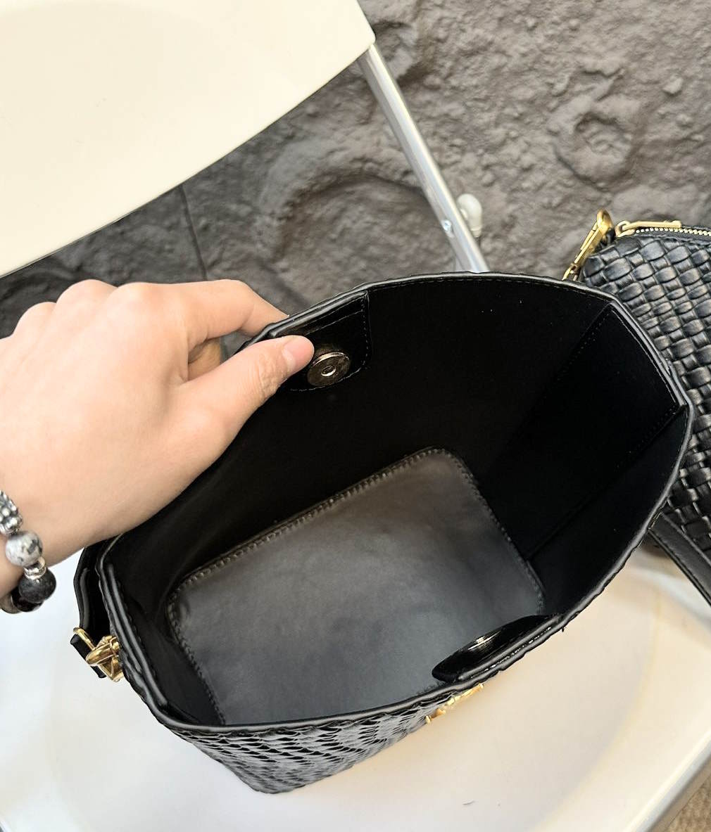 Y L backet Bag 26 cm Med