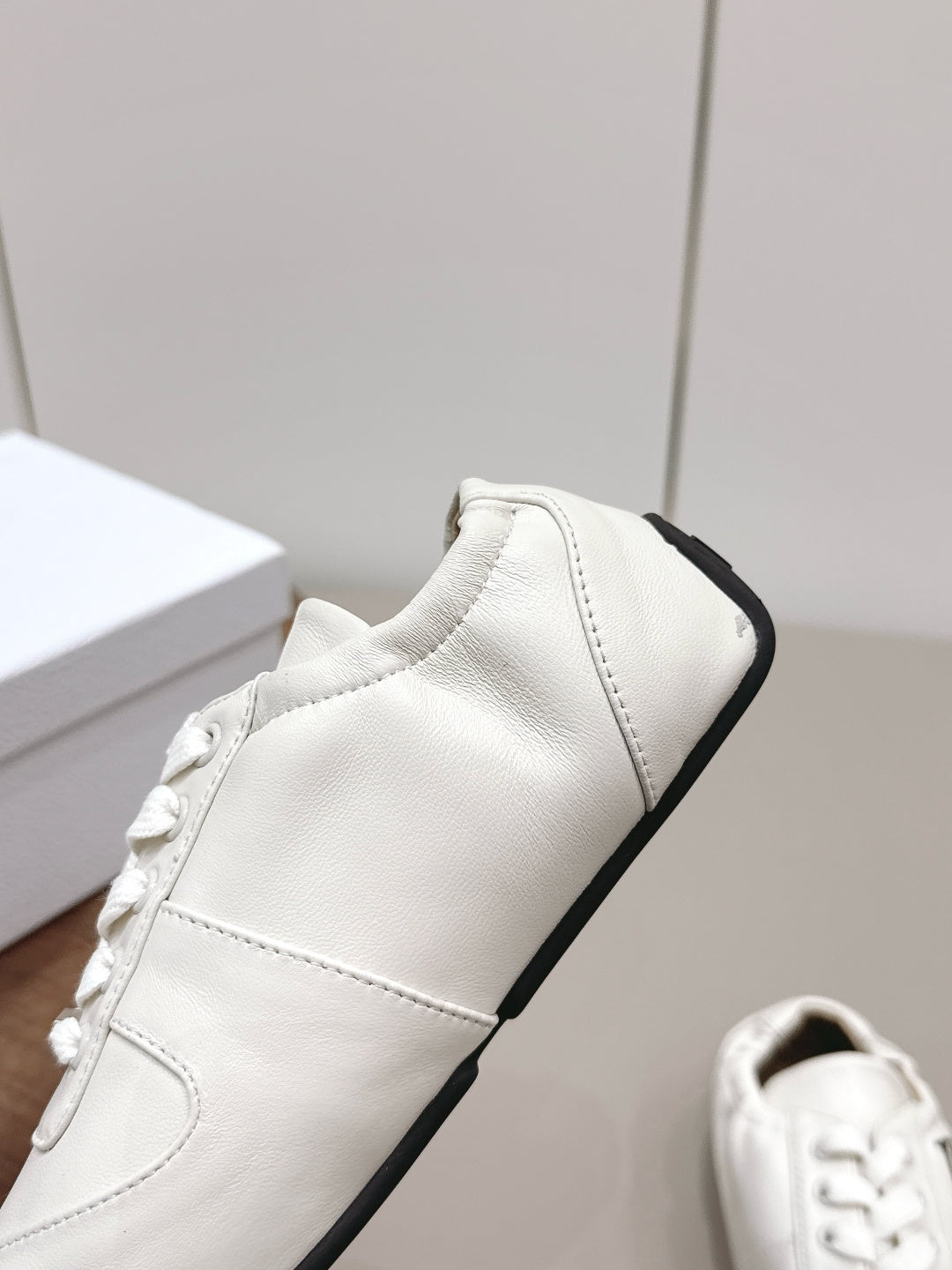CHD Sneakers Woman