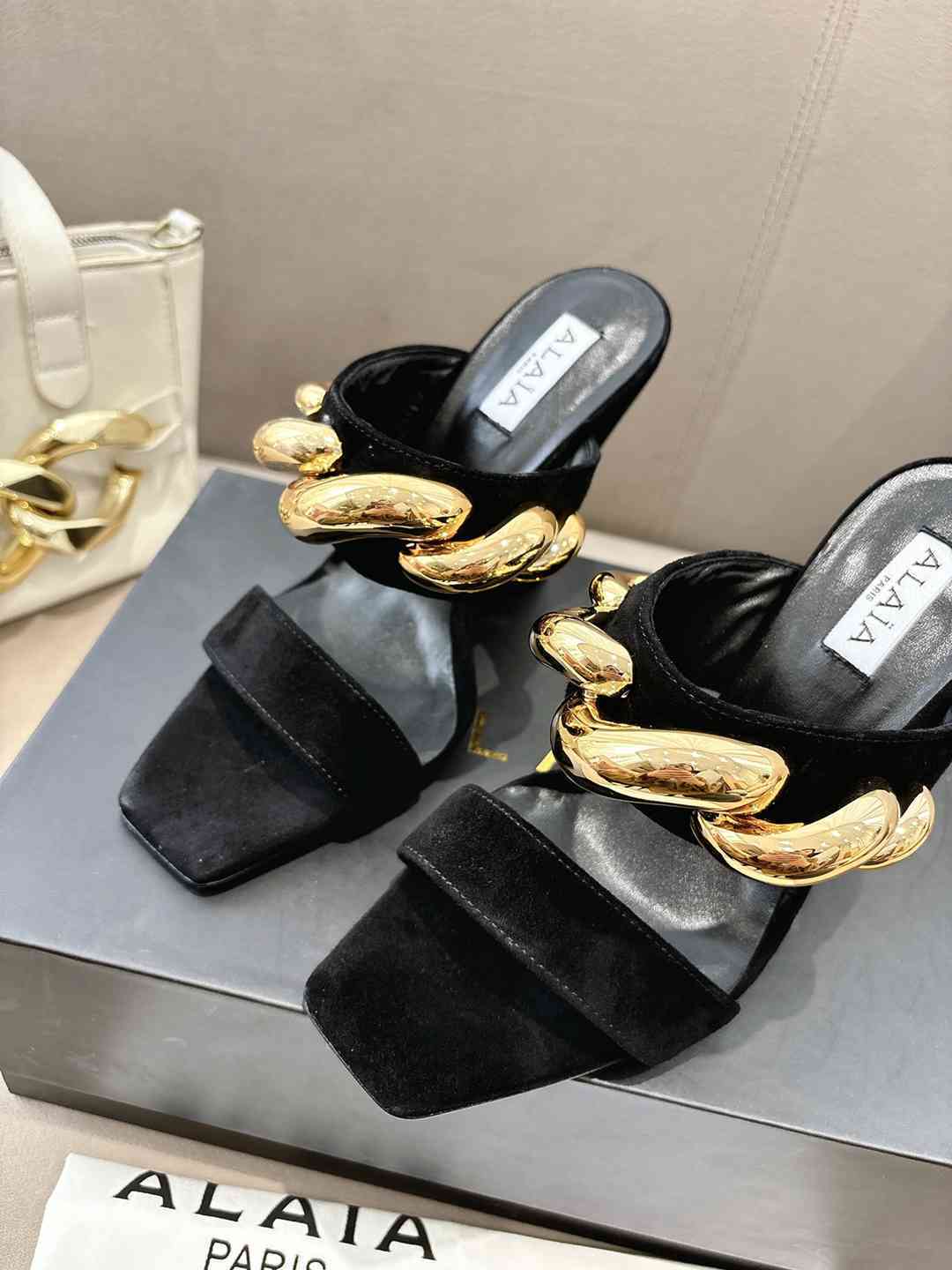 AL1A slippers sandals Woman 4 Color's