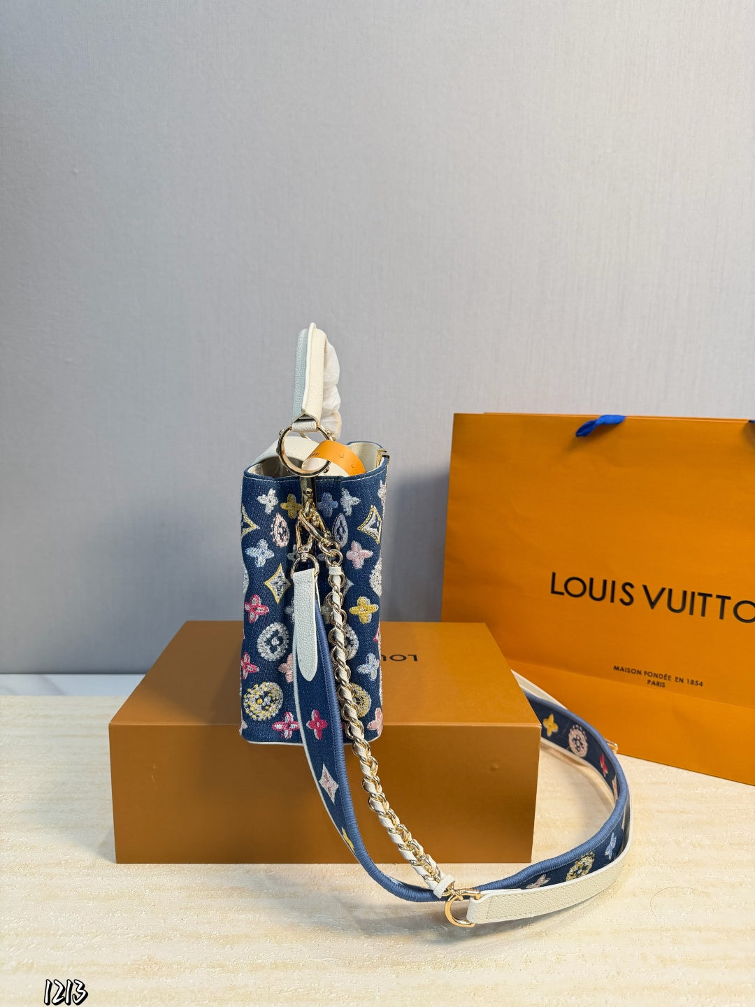 LU  Capucines Bag  27 cm