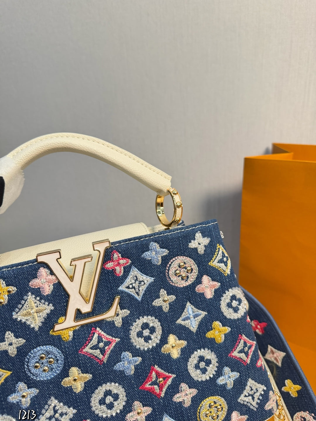 LU  Capucines Bag  27 cm