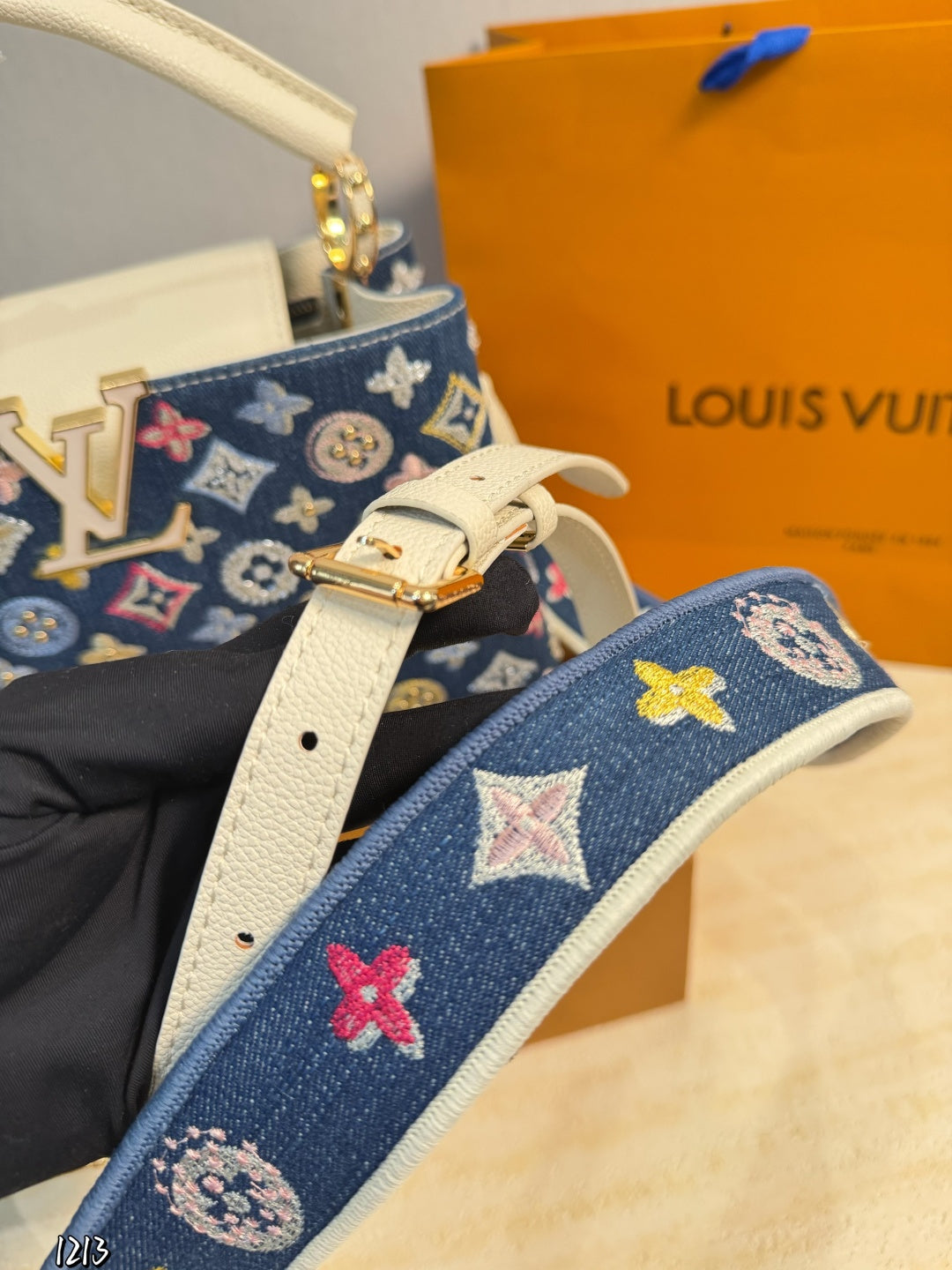 LU  Capucines Bag  27 cm