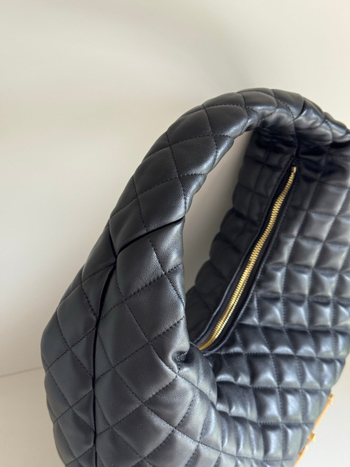 Y L i care  Hobo Bag  44 Cm