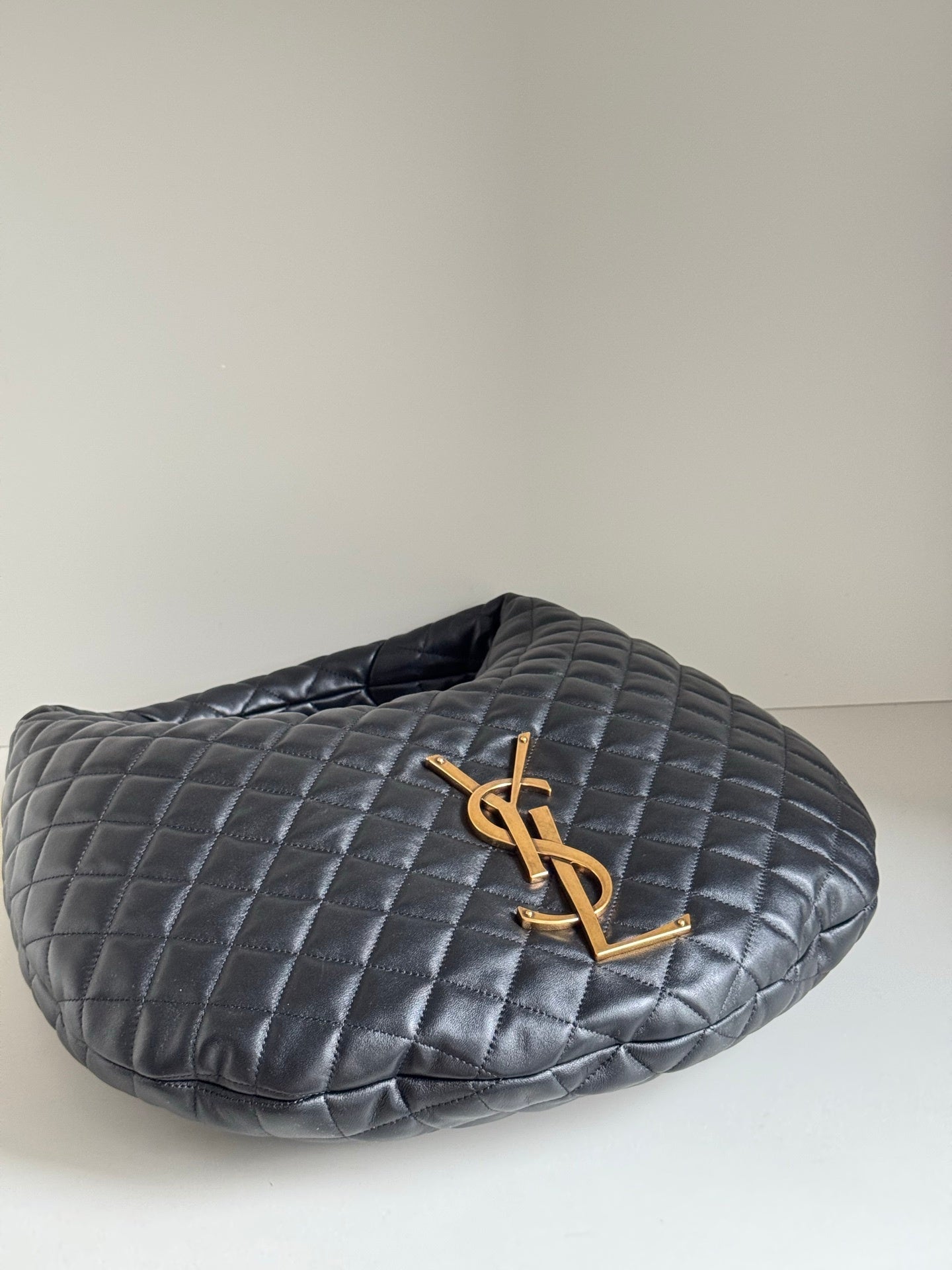 Y L i care  Hobo Bag  44 Cm