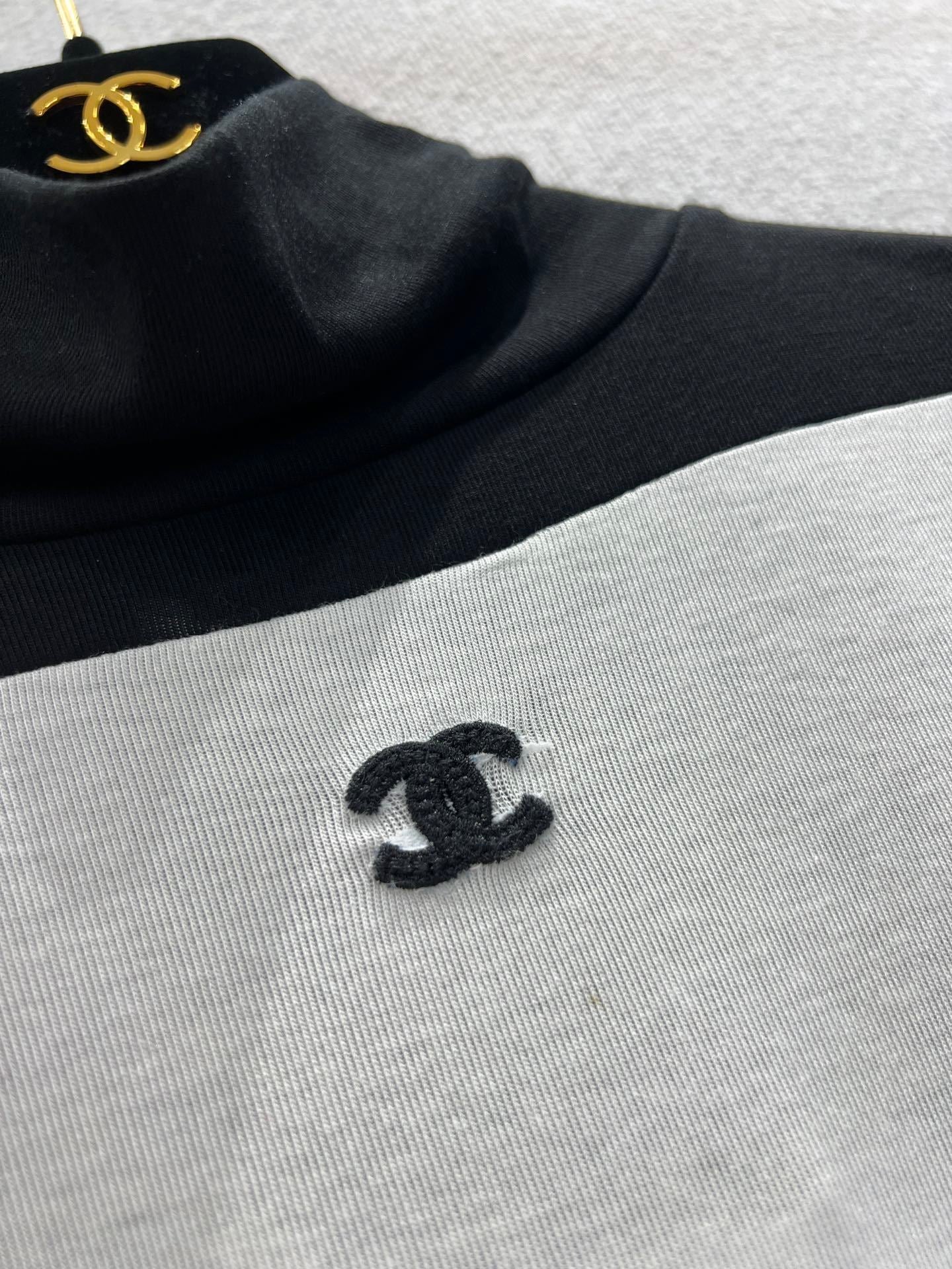 CHL Sweater 2 Color's