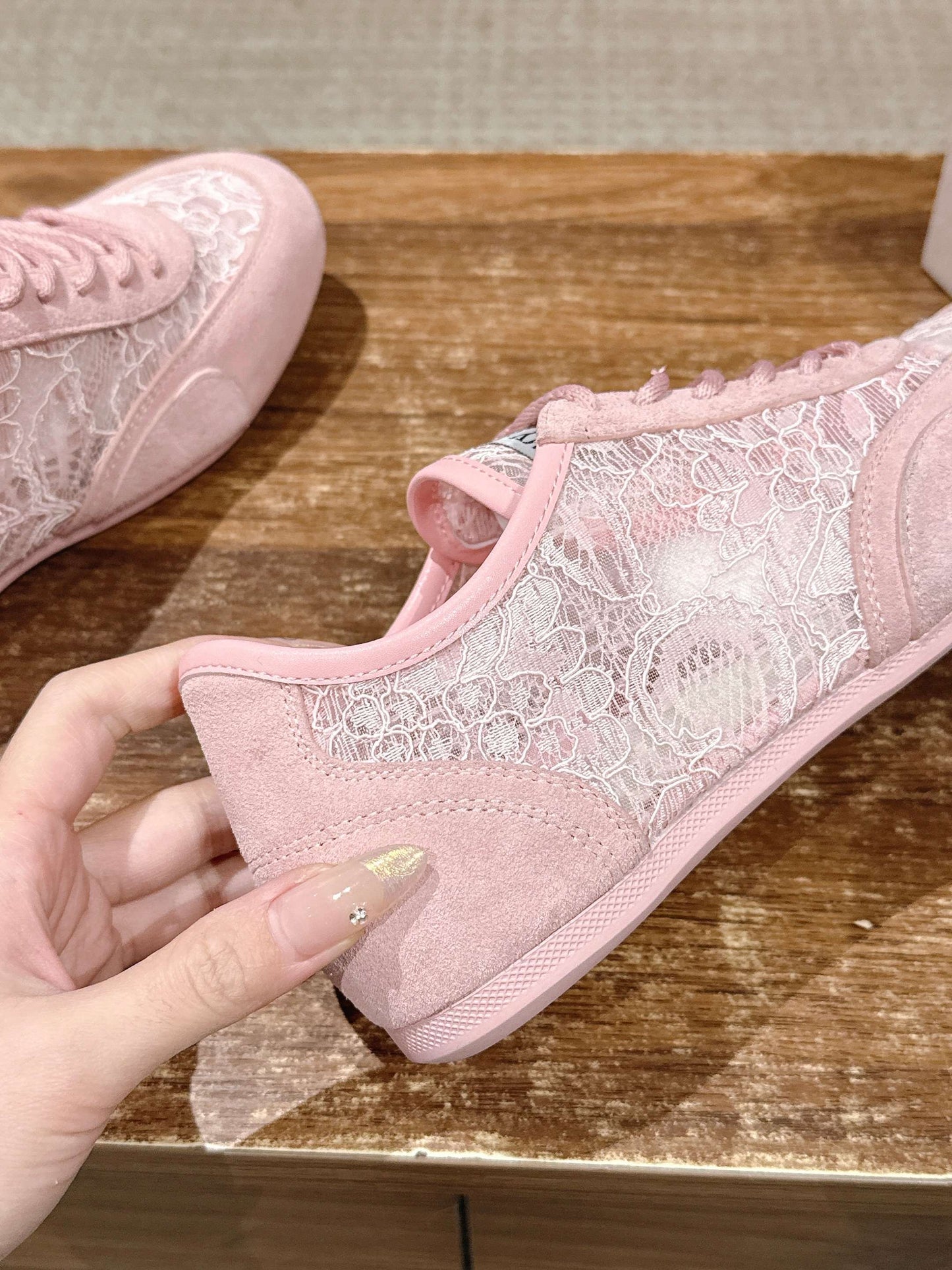 CHU Sneakers Woman 2 Color's