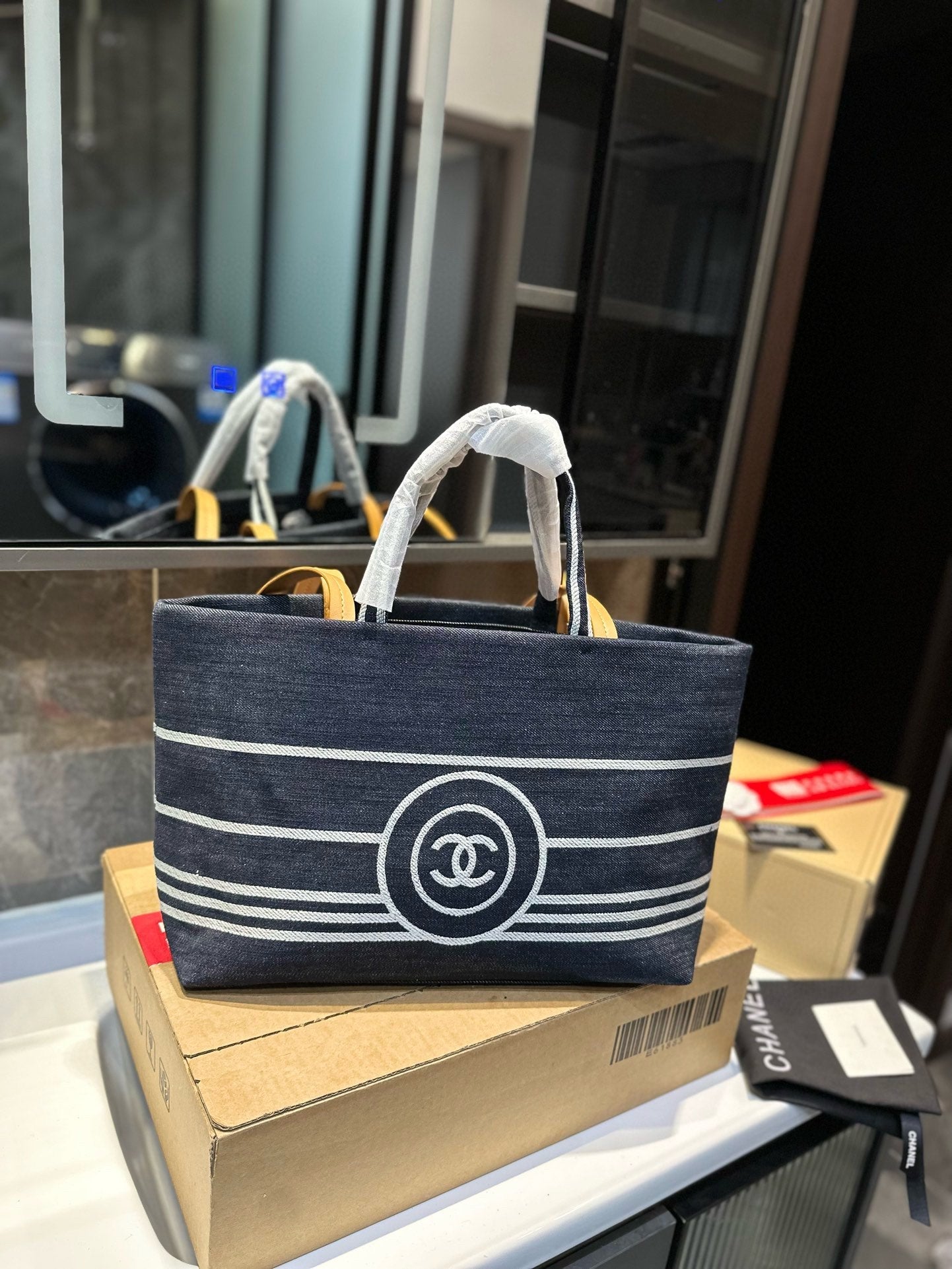 CHL Tote Bag  33 Cm