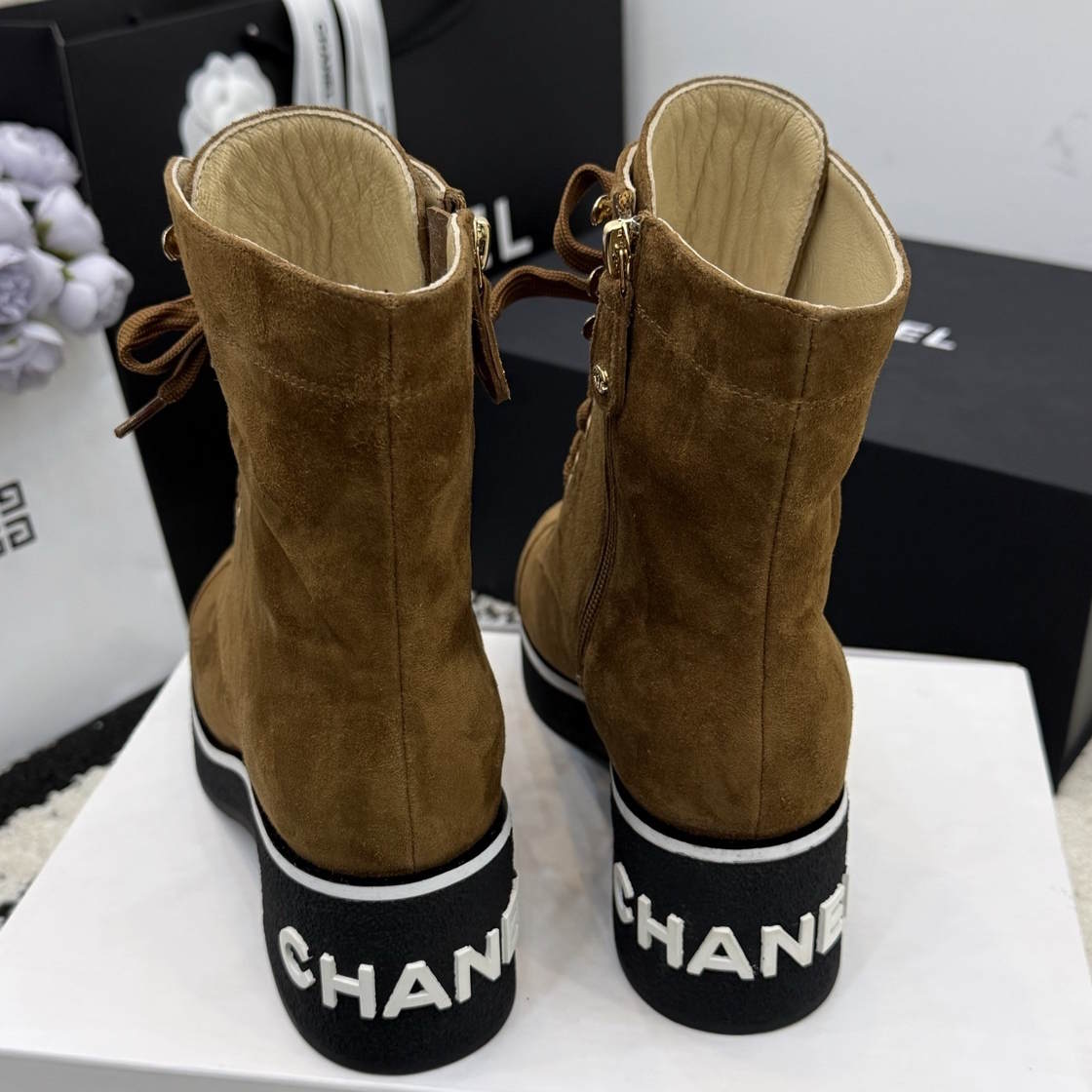 CHL Woman Boots 2 Color's
