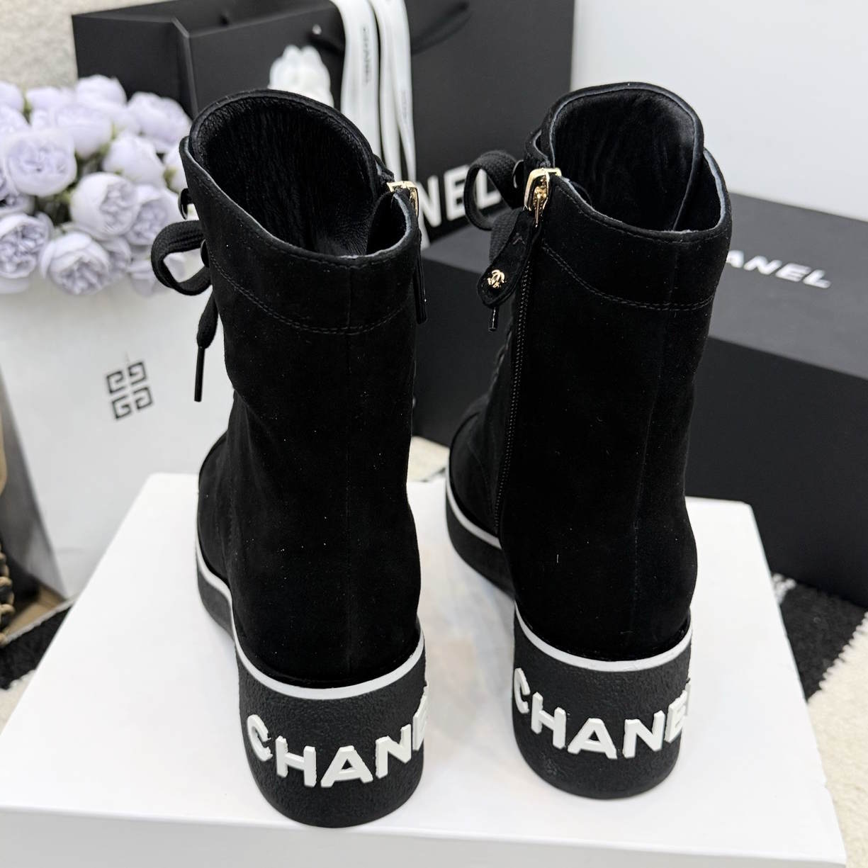 CHL Woman Boots 2 Color's