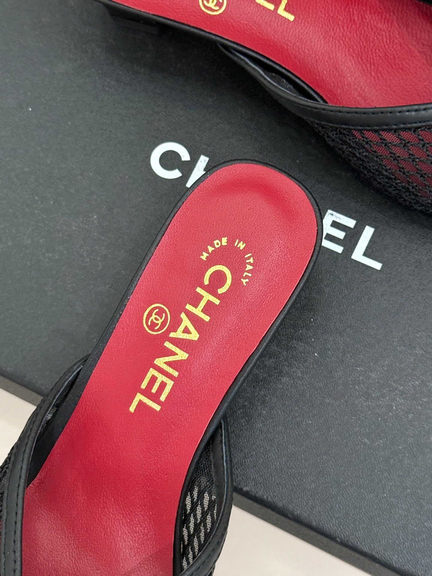 CHL  Slippers  Sandals  Woman 2 Color's
