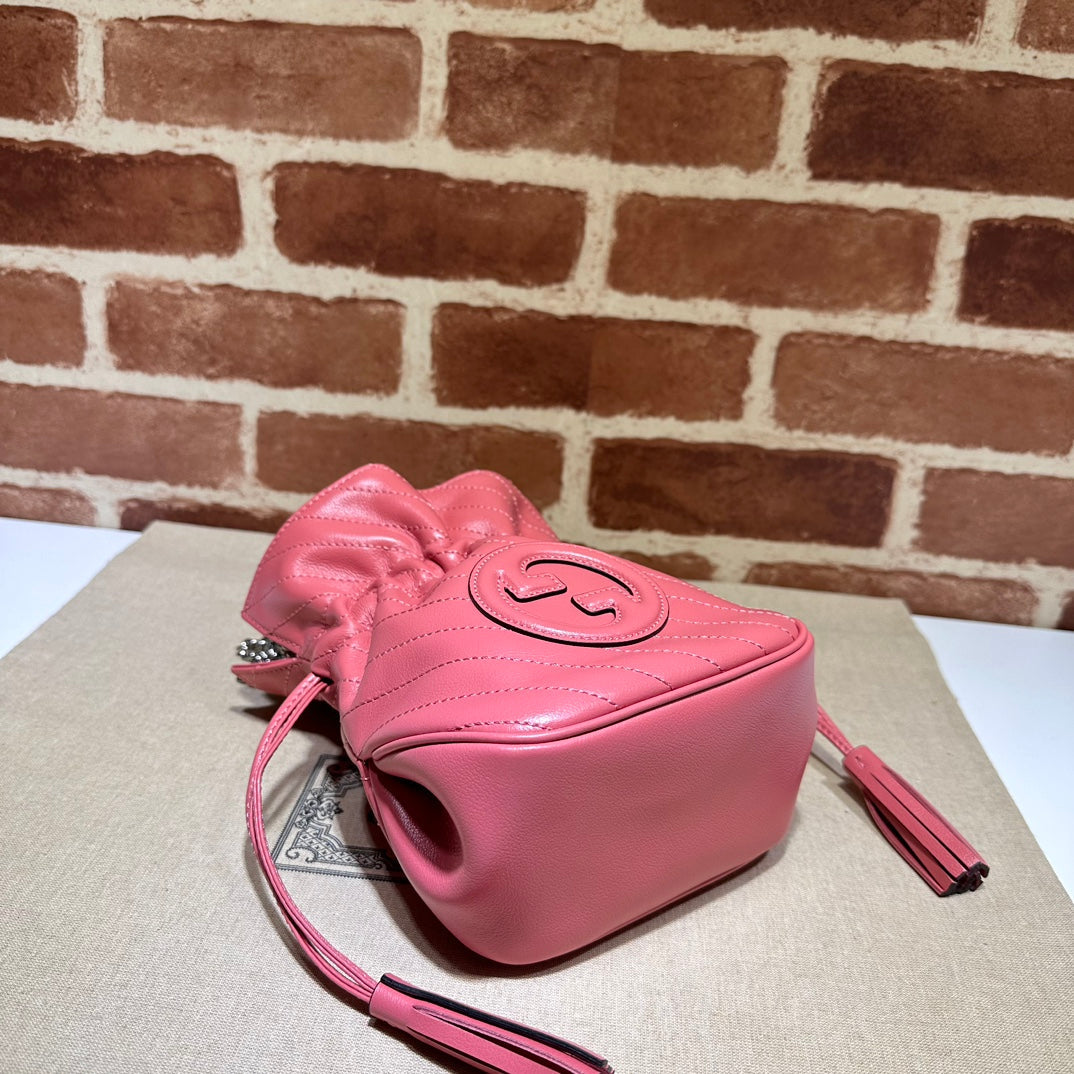 GU  Blondie Small Bucket Bag 20 cm