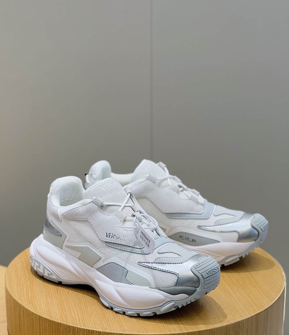 VRC Sneakers Trainers 2 Color's