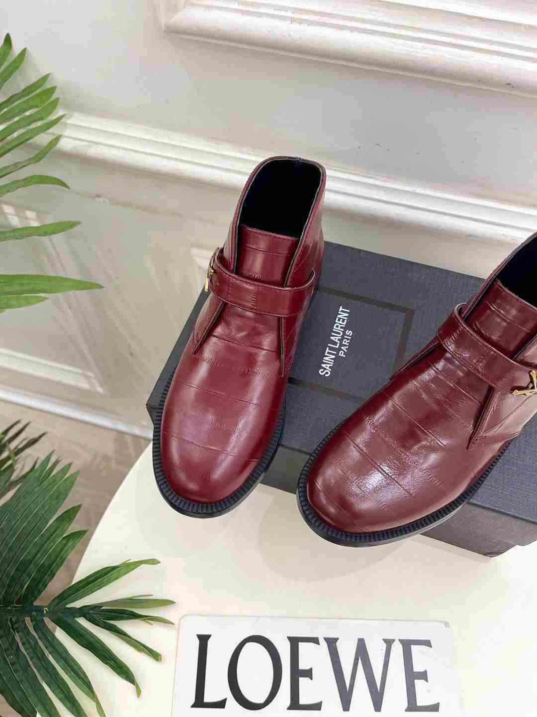 Y L Woman Boots 2 Color's