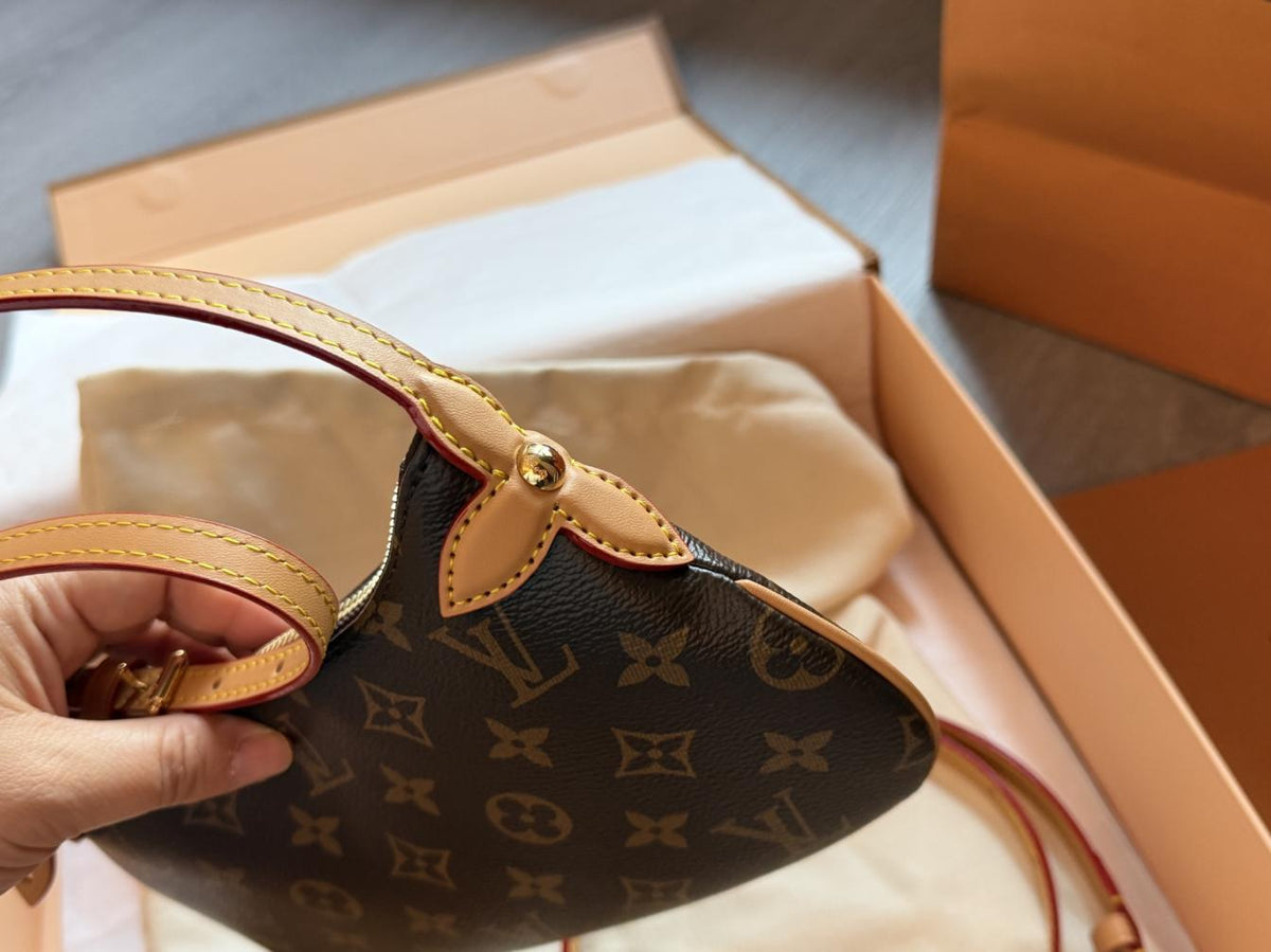 LU  Bag  2 Size's
