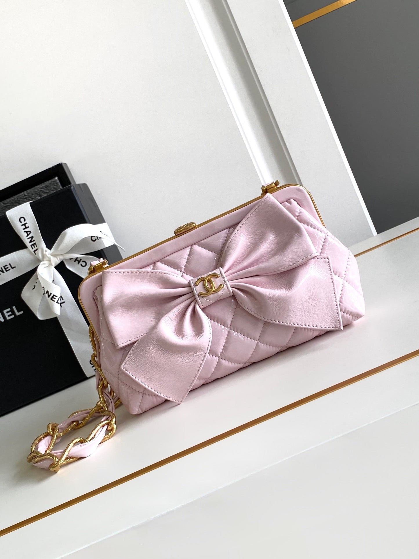 CHL Bow Bag   2 Color's 20 cm