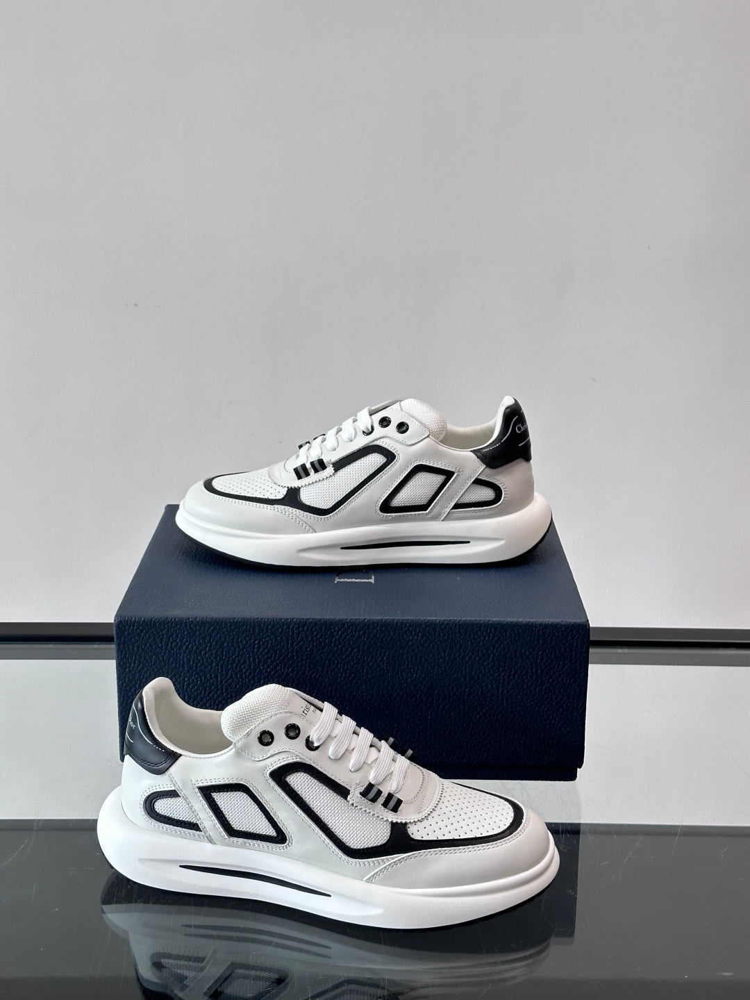 CHD runner  Sneakers 2 Color's