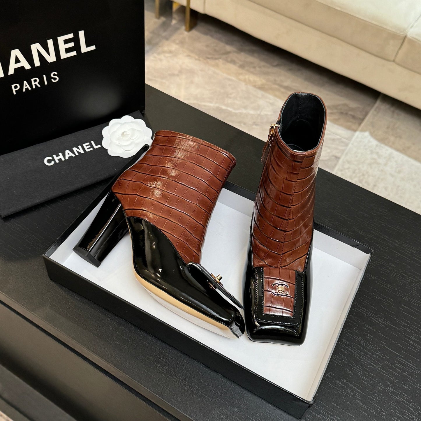 CHL Woman Boots 2 Color's