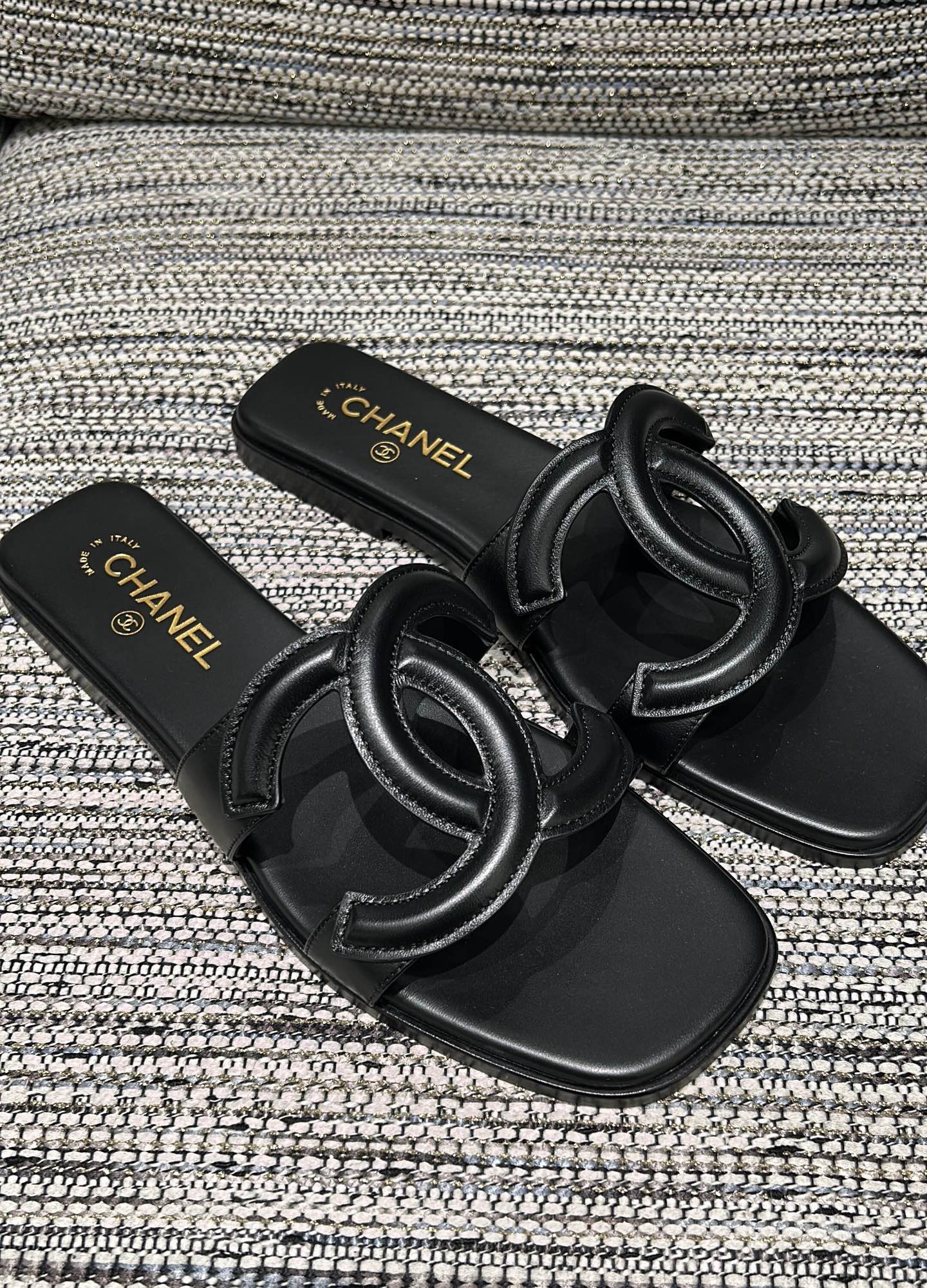 CHL  Slippers  Sandals  Woman 2 Color's