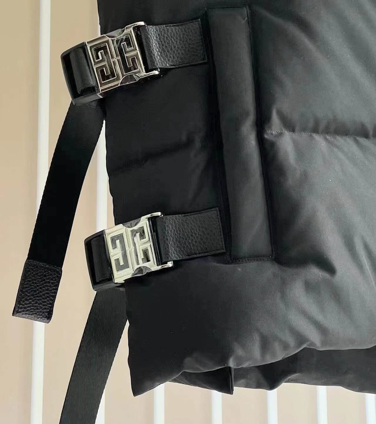 GIVENJY Vest  Jacket Man IOFF