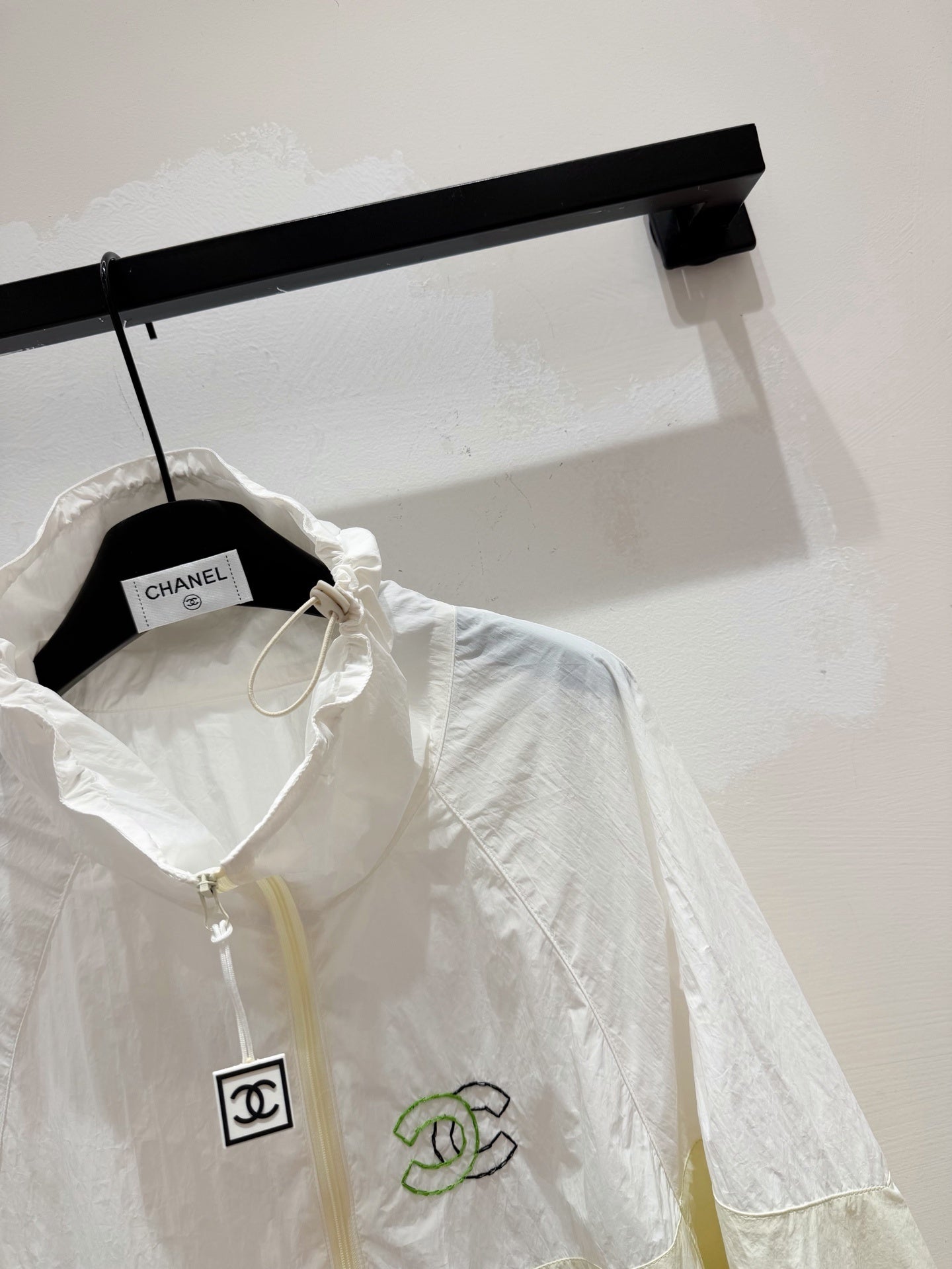 CHL Windbreak hoodie Jacket  Woman