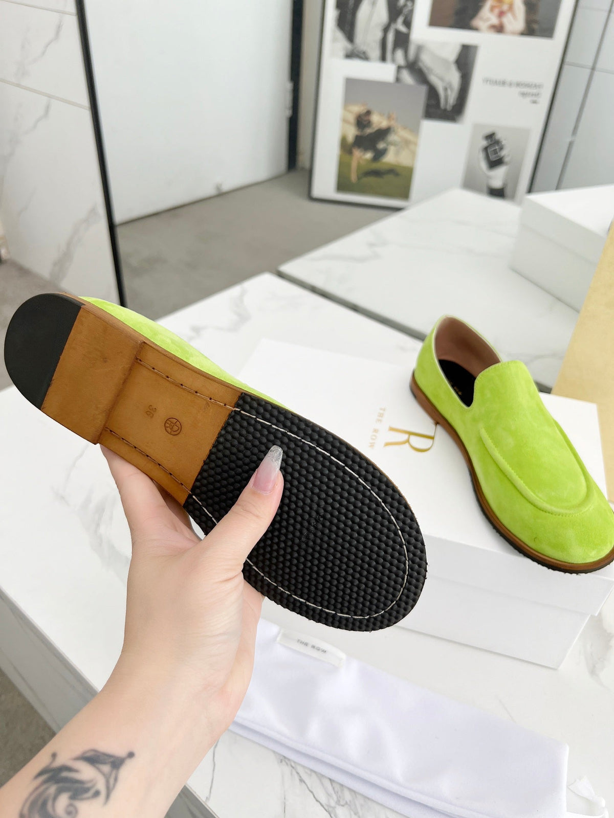 ROW Shoes  Woman 2 Color's