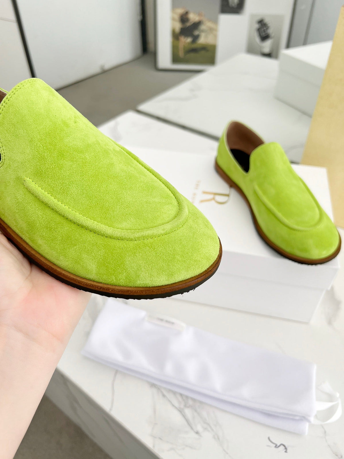 ROW Shoes  Woman 2 Color's