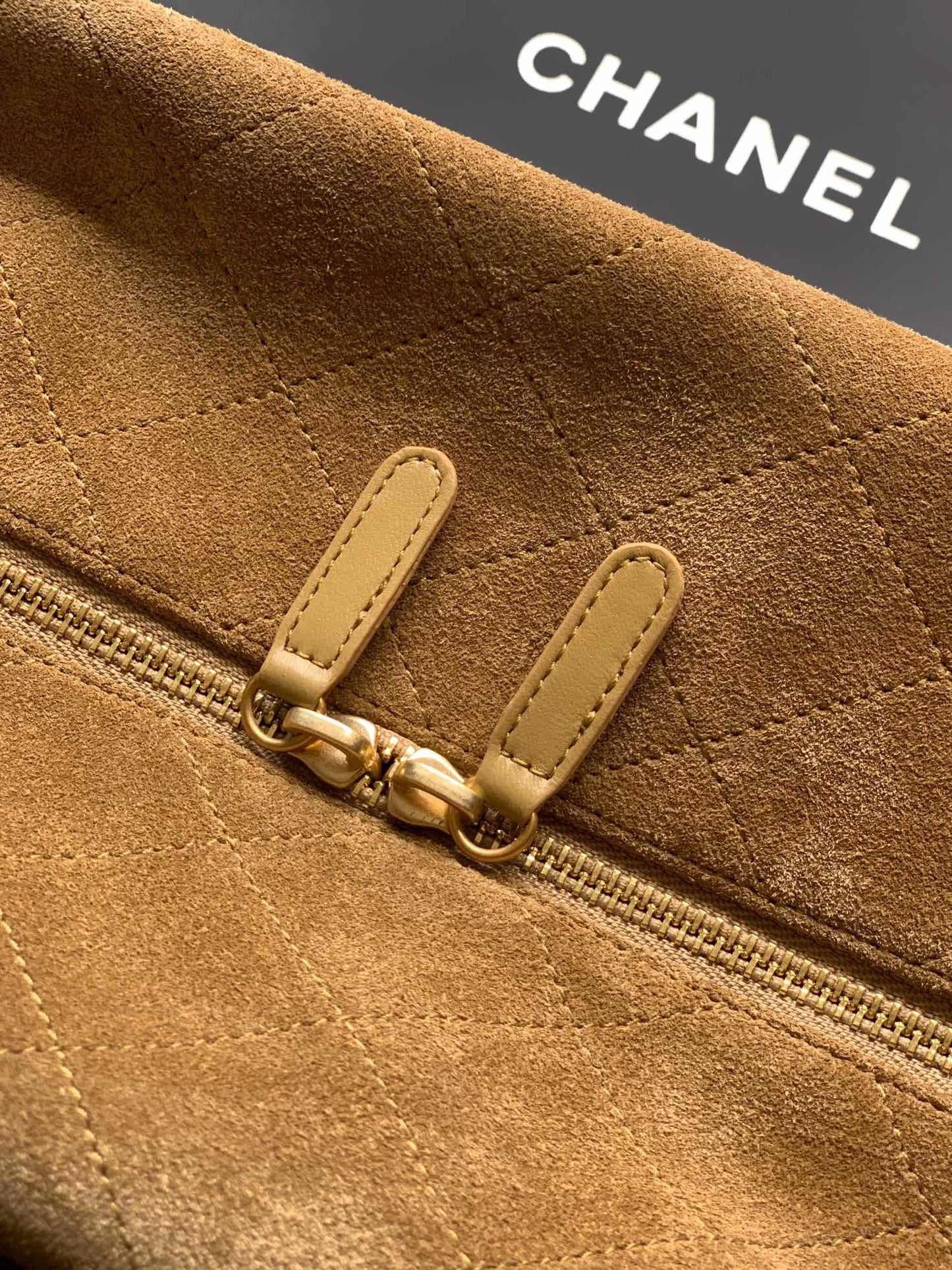 CHL XL suede bag new season 41 cm