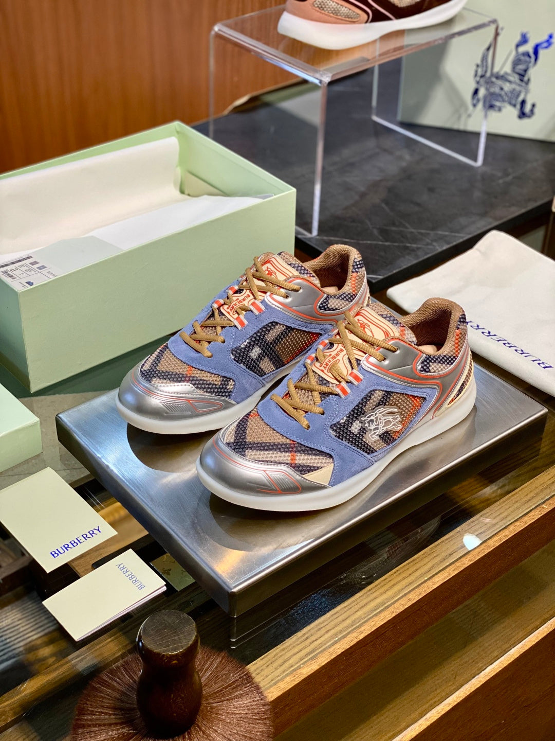 BURBBER runner  Sneakers 3 Color's