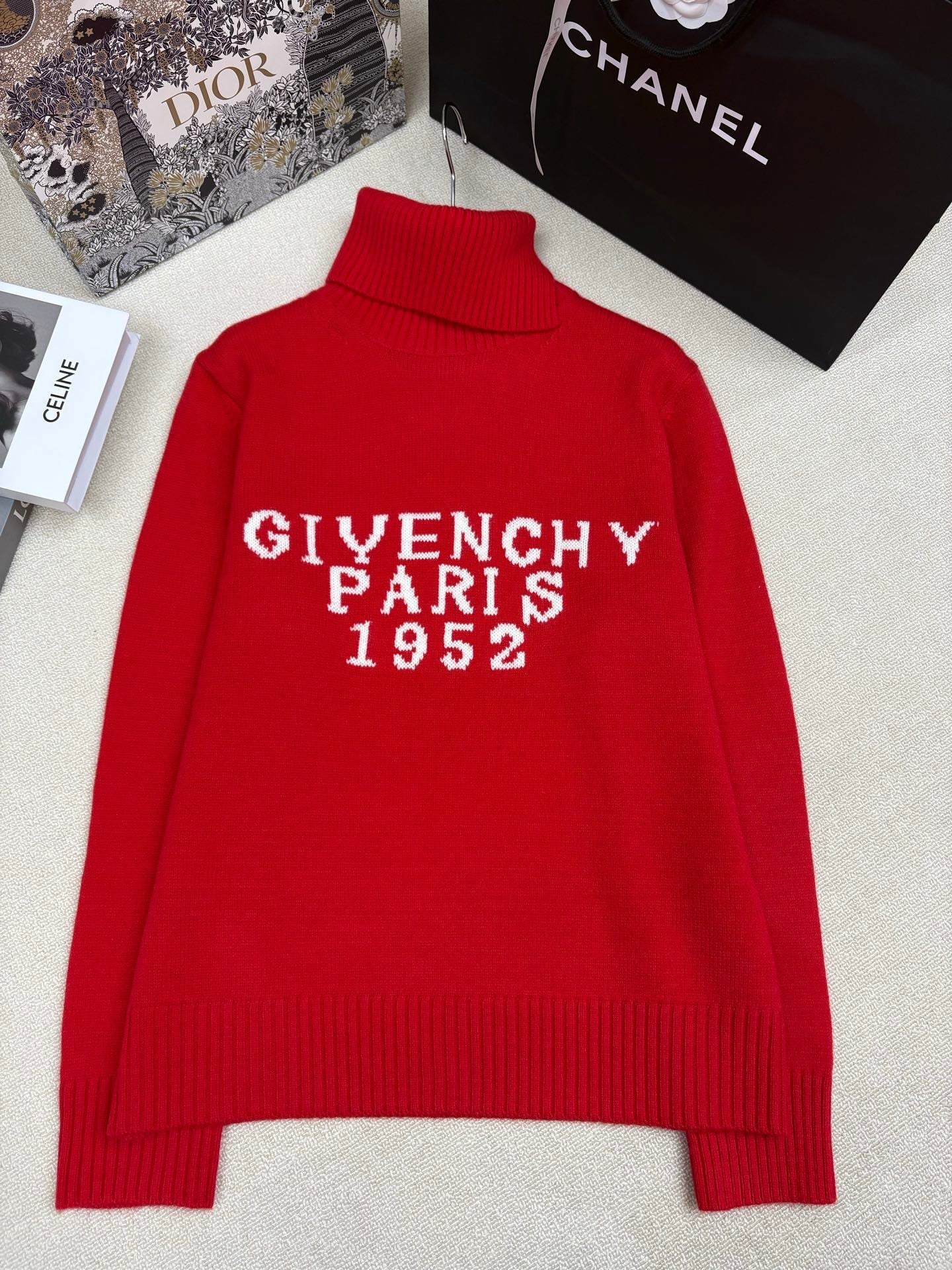 GIVENJY  Sweater 3 Color's