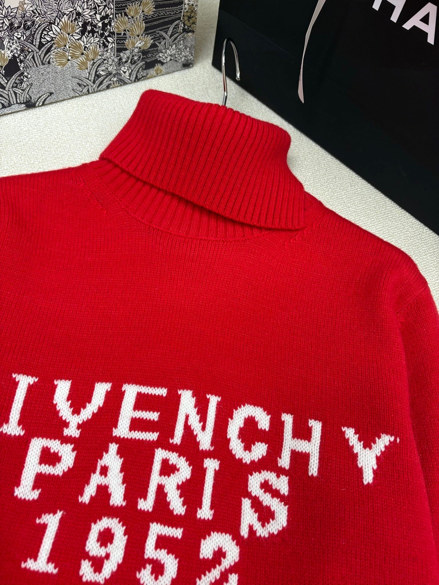 GIVENJY  Sweater 3 Color's