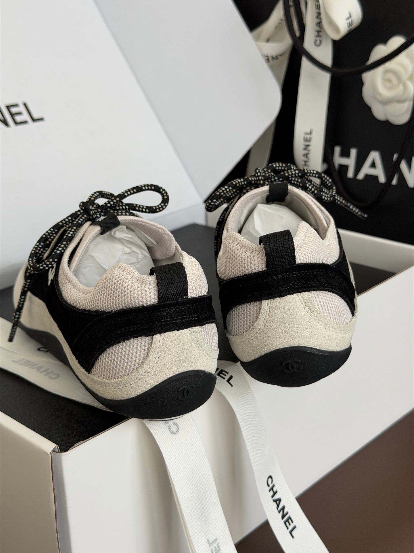CHL  Sneakers Woman 2 Color's