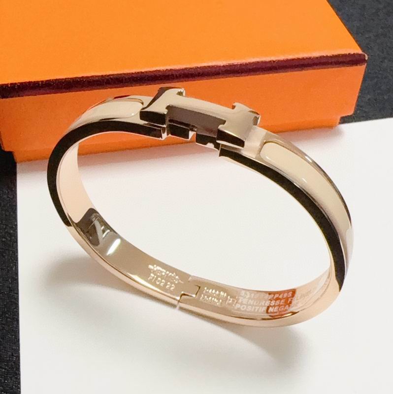HRM Fashion Bracelet