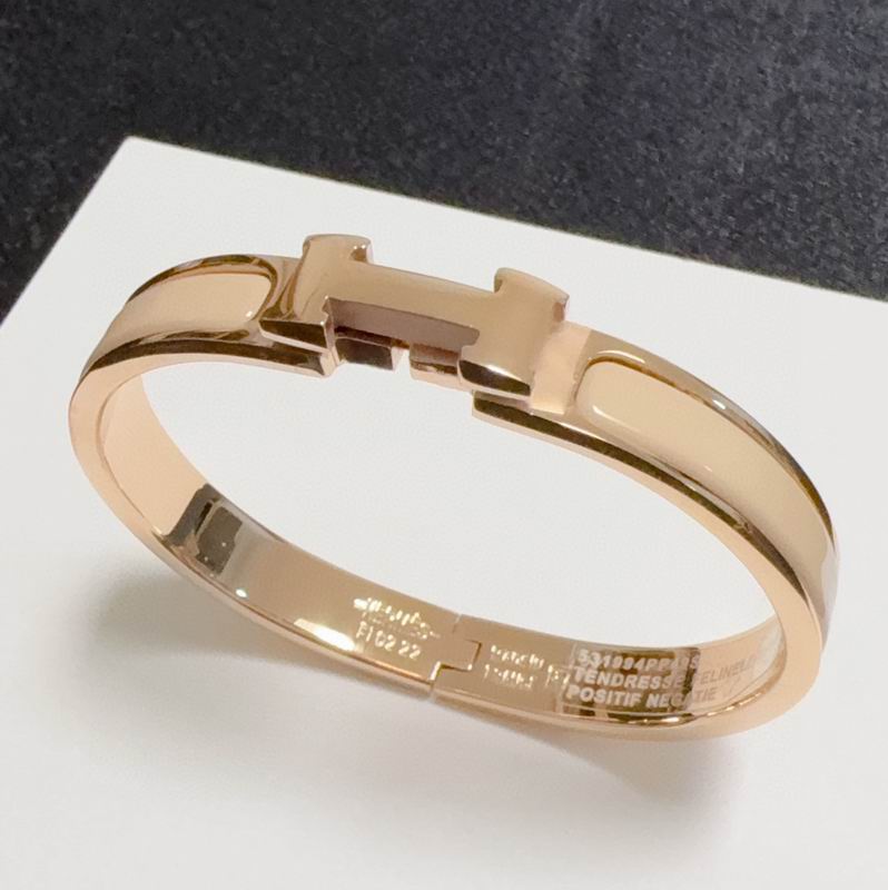 HRM Fashion Bracelet