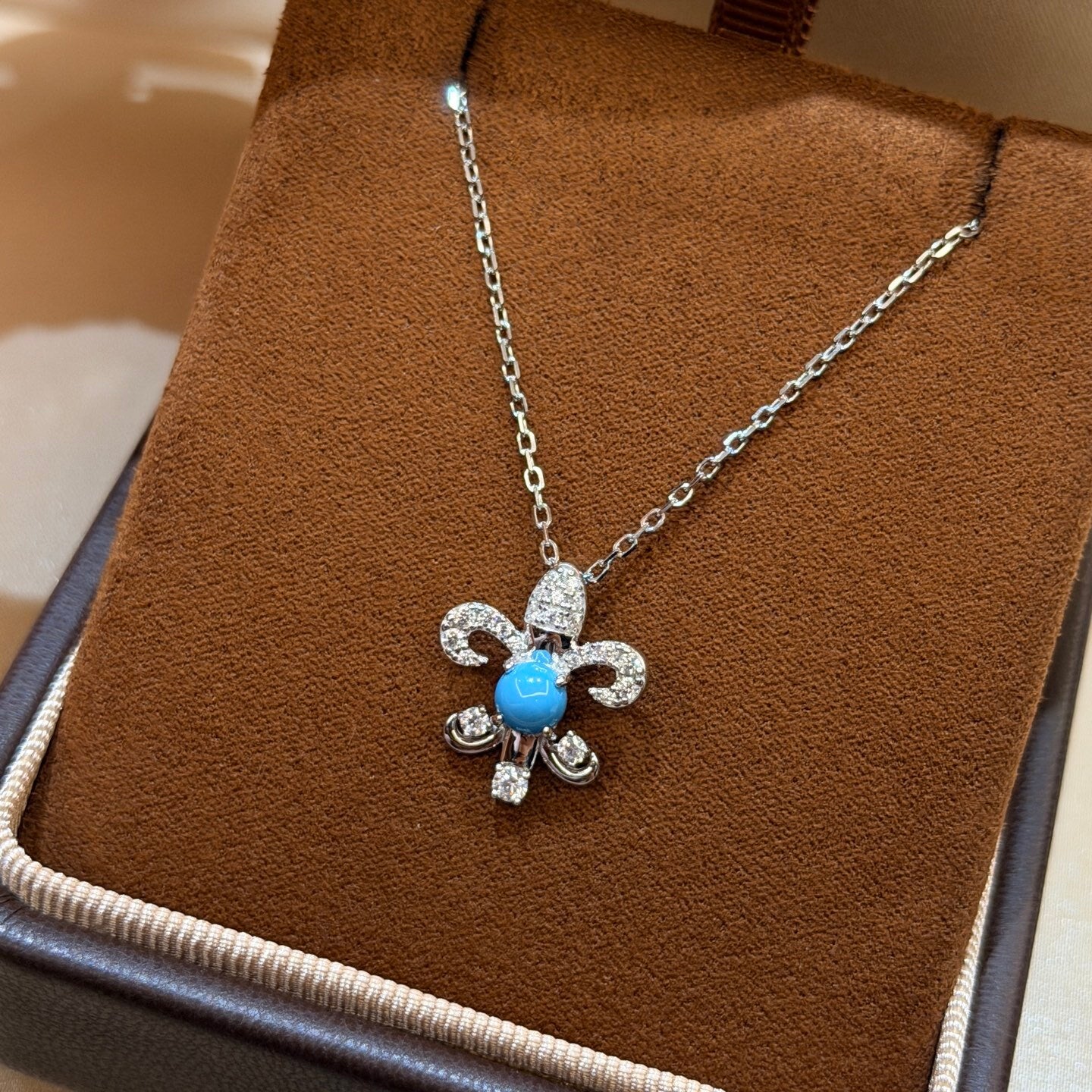 CHROM H  Necklace