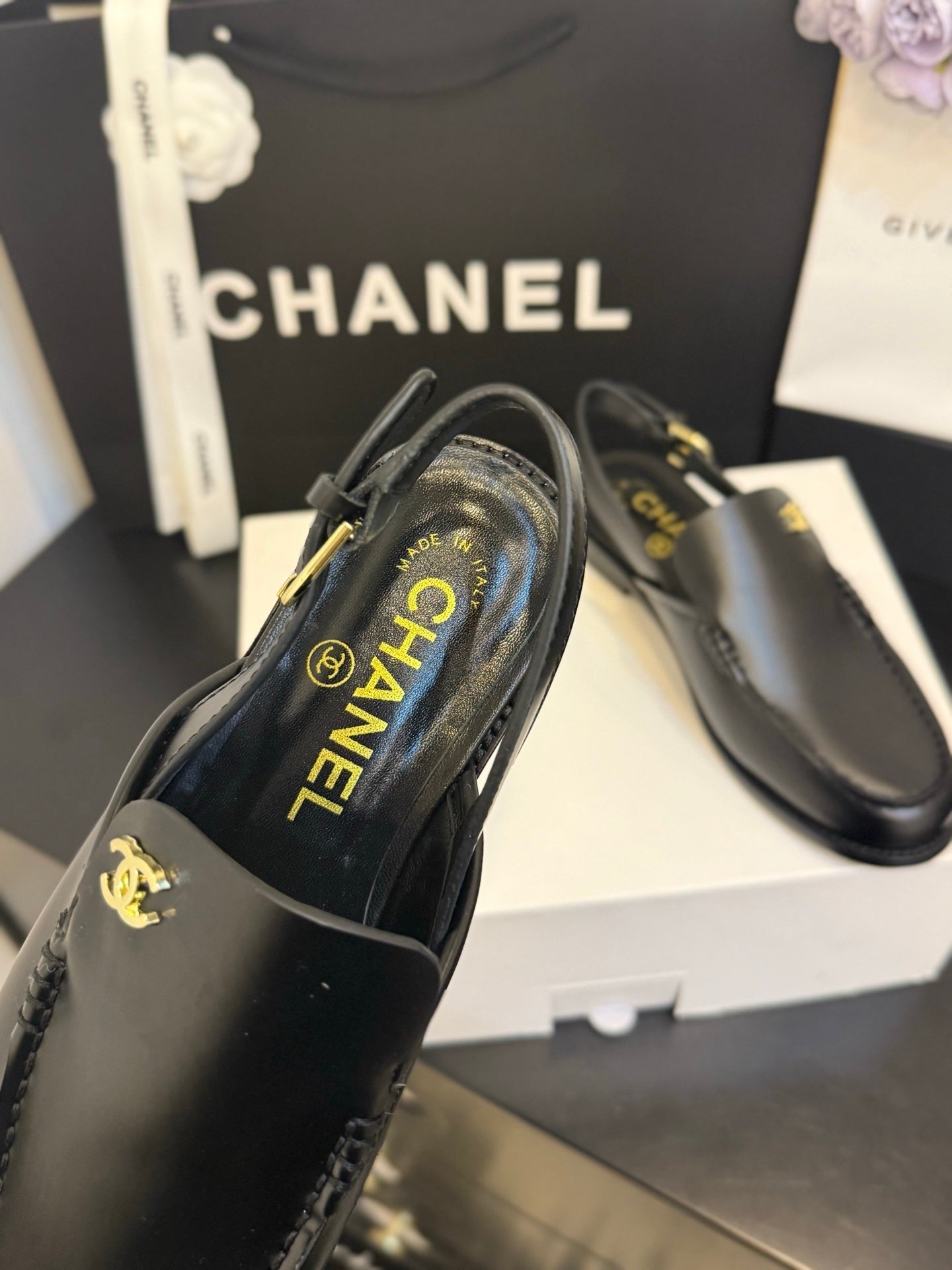 CHL  shoes sandals Woman 3 Color's