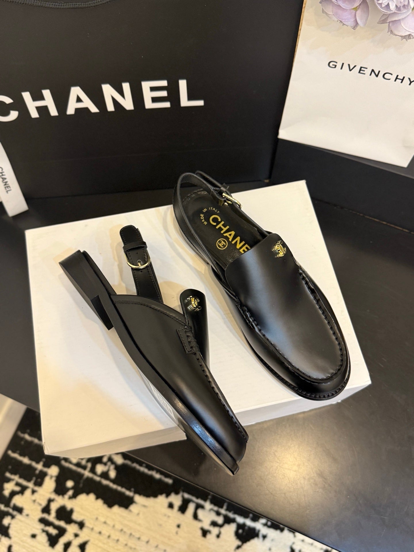 CHL  shoes sandals Woman 3 Color's