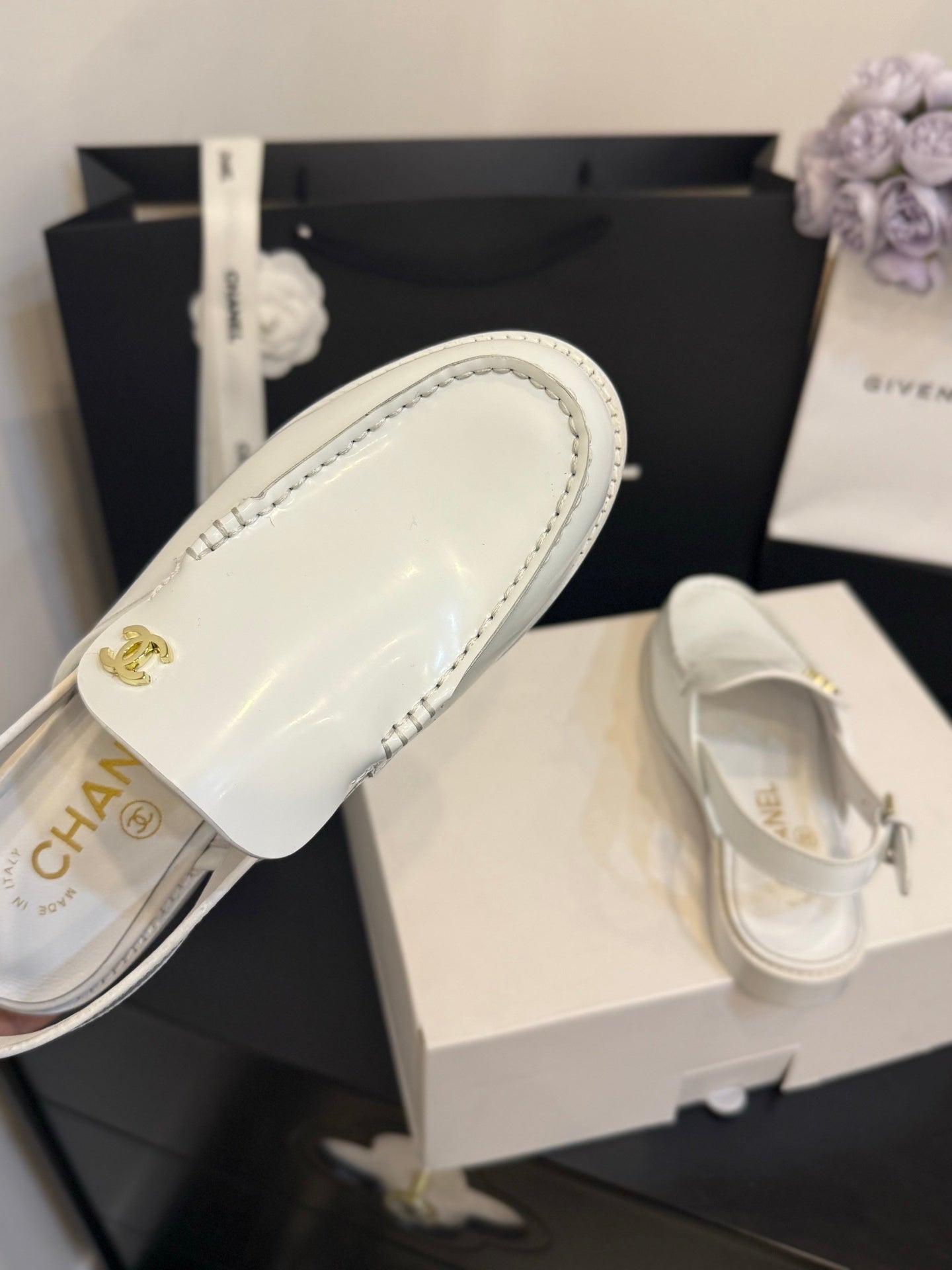 CHL  shoes sandals Woman 3 Color's