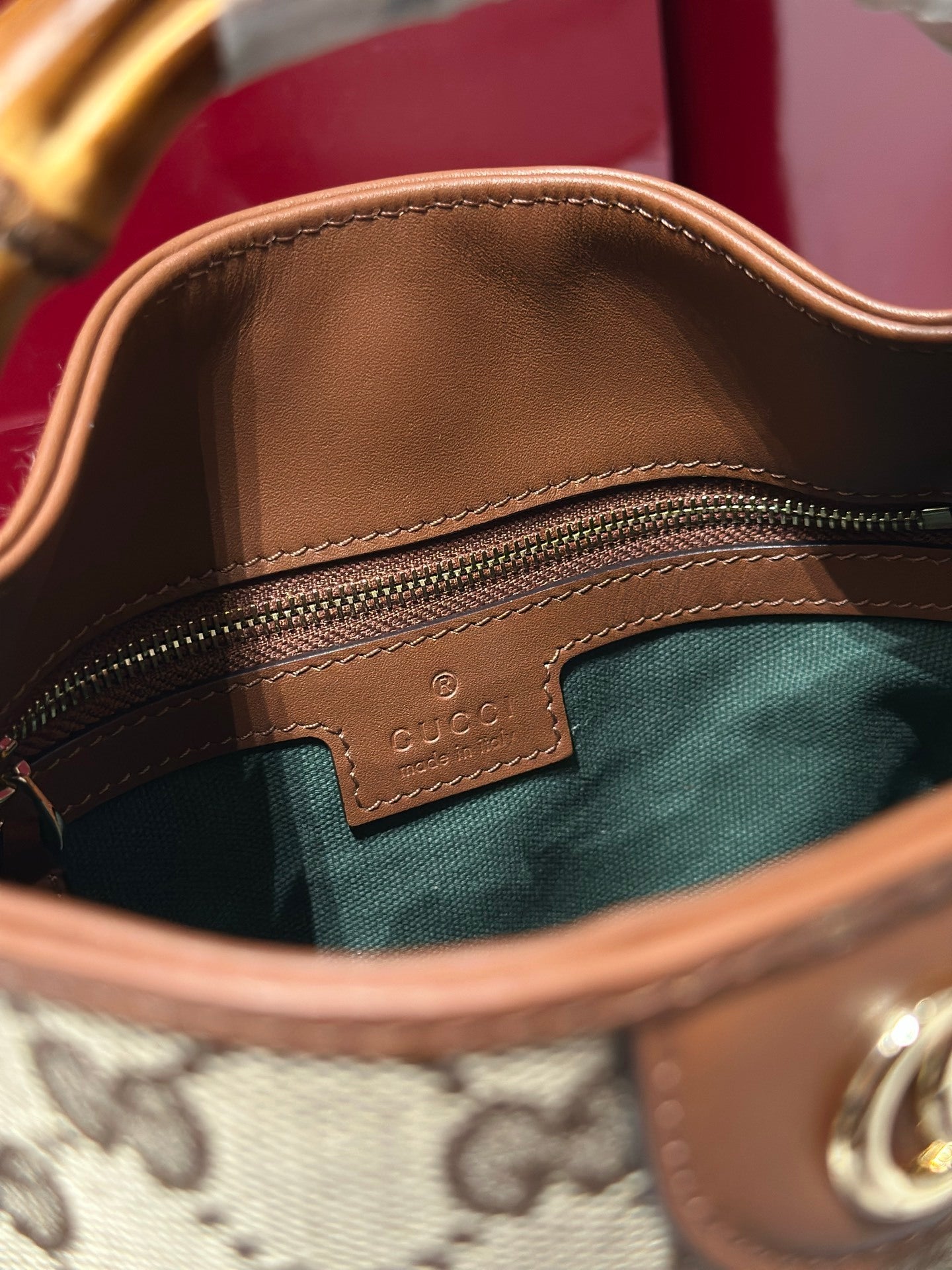 GU  bag  24 cm